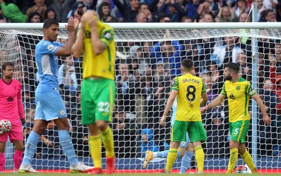 ‘Tough day for Dimi’ – Farke on hooking defender in Man City mauling